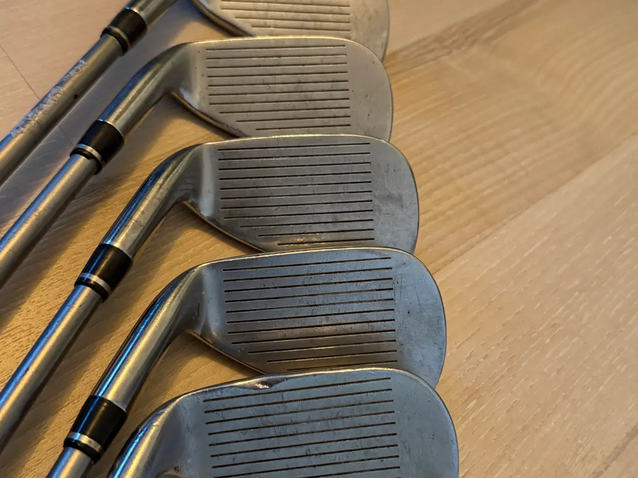 Billede 2 - Wilson staff luxe damesæt inkl putter
