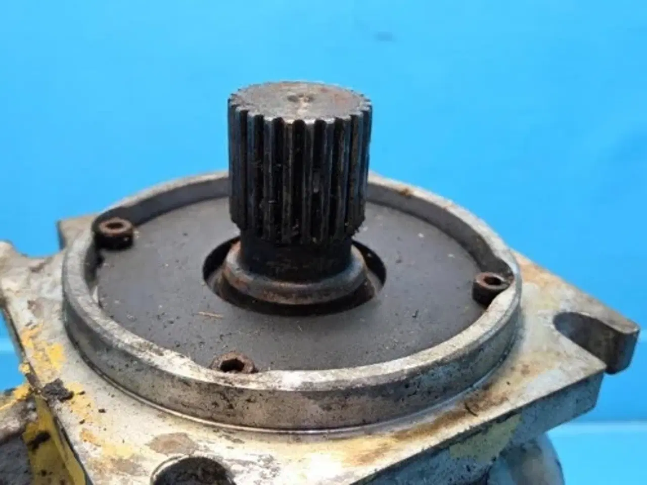 Billede 2 - New Holland TX68 Hydraulikpumpe 84032254