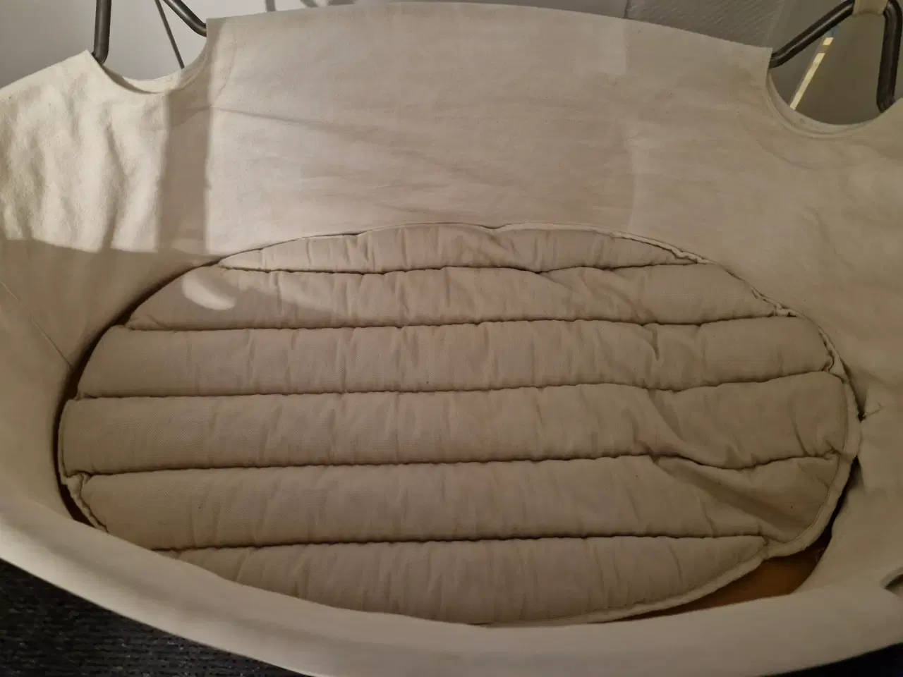 Billede 3 - LEANDER HÆNGEVUGGE.   MEGET VELHOLDT, se fotos