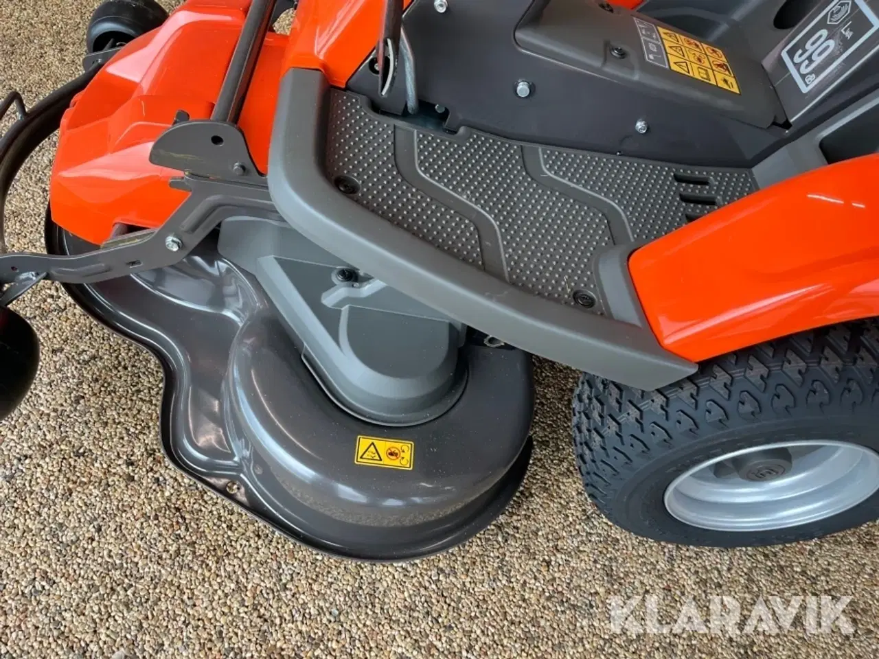 Billede 9 - Græsslåmaskine Husqvarna R214C