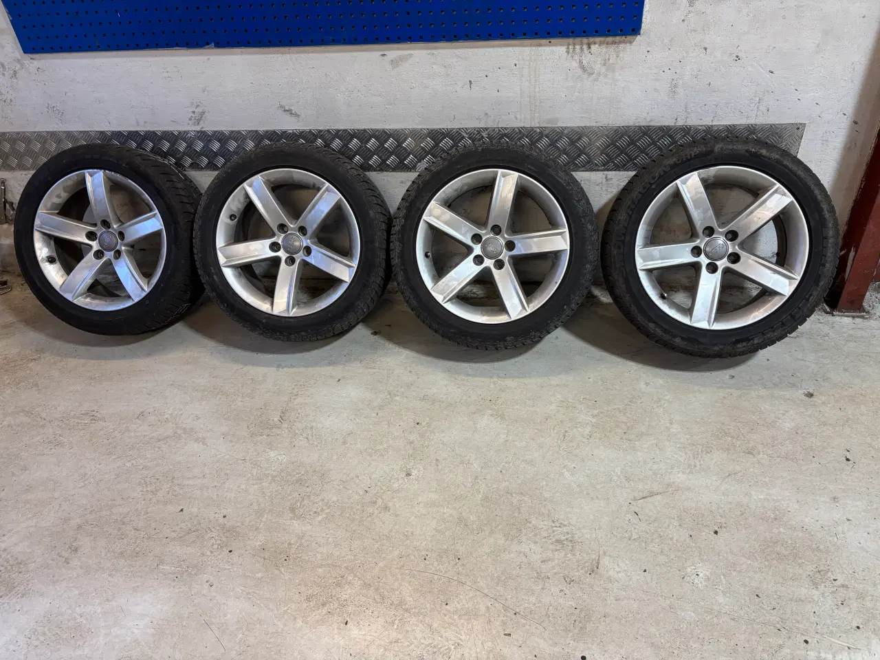 Billede 2 - Audi Vinterhjul 17
