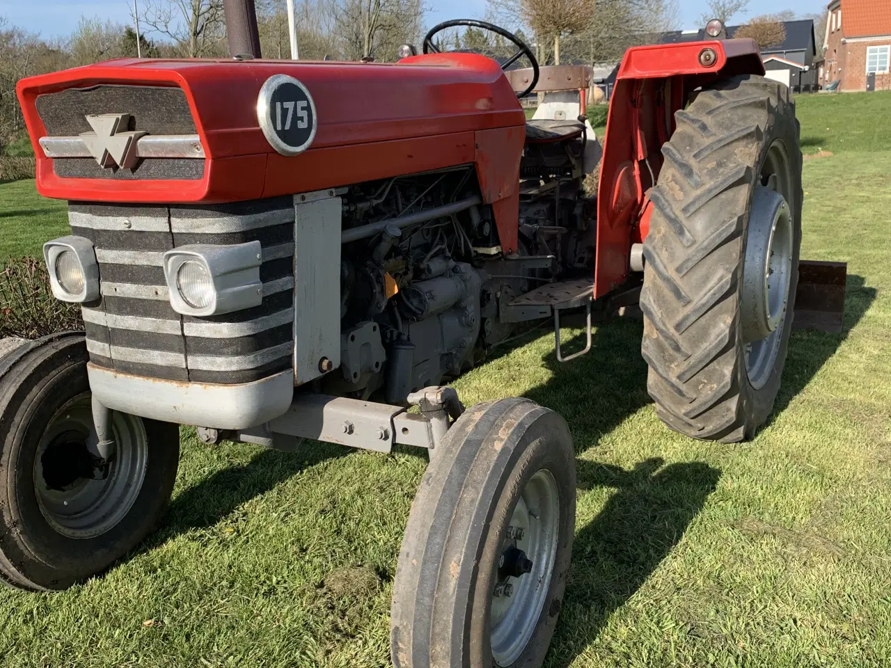 Billede 1 - MF 175 Traktor
