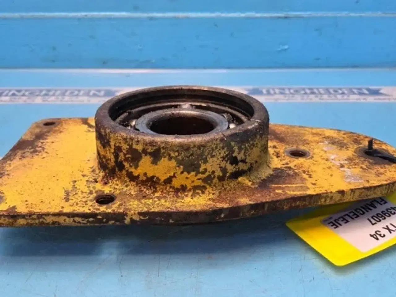 Billede 12 - New Holland TX34 Flangleje 439607
