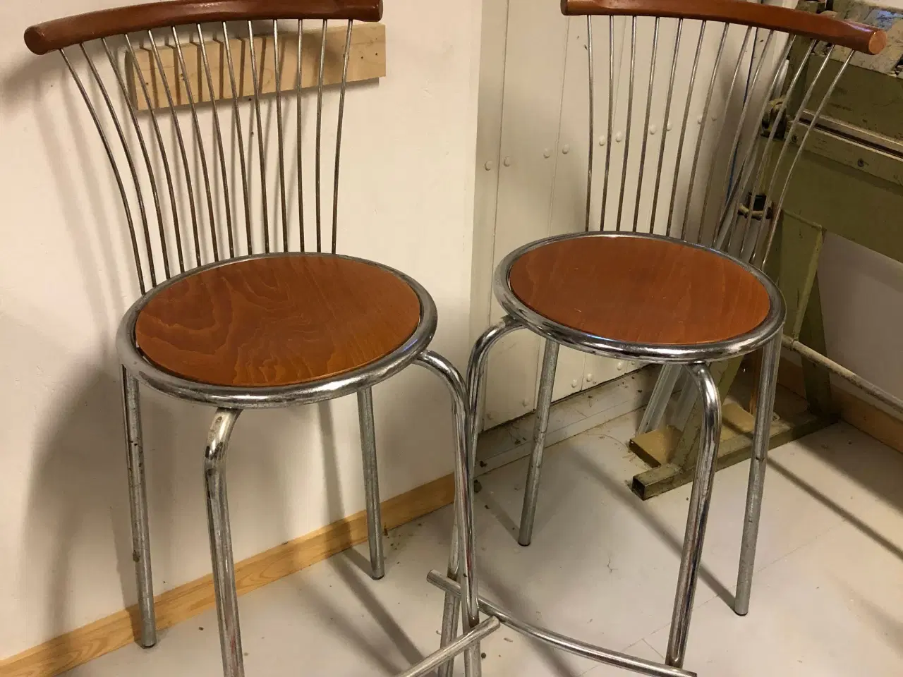 Billede 1 - 2 stk barstole sælges