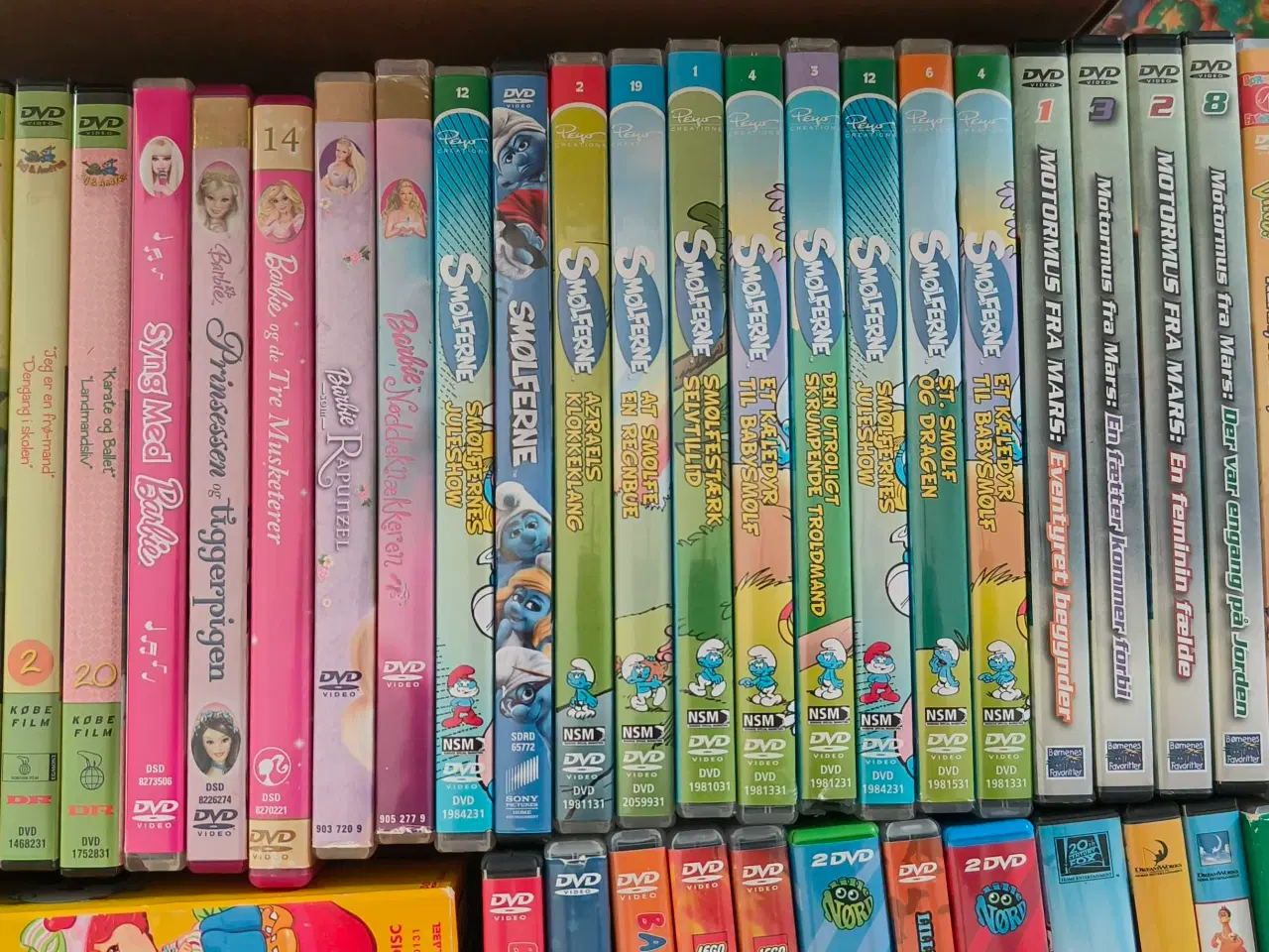 Billede 1 - Børnefilm og tegnefilm sælges 