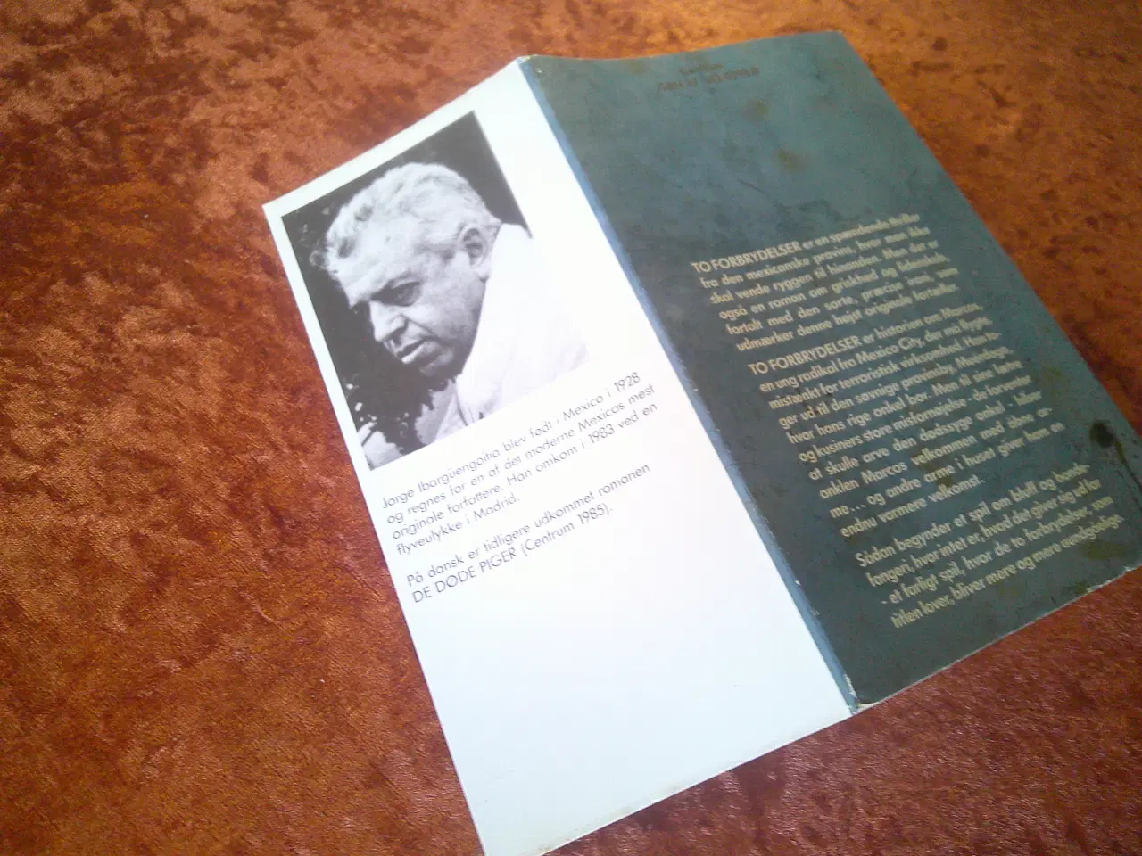 Billede 2 - To forbrydelser, Jorge Ibargüengoitia