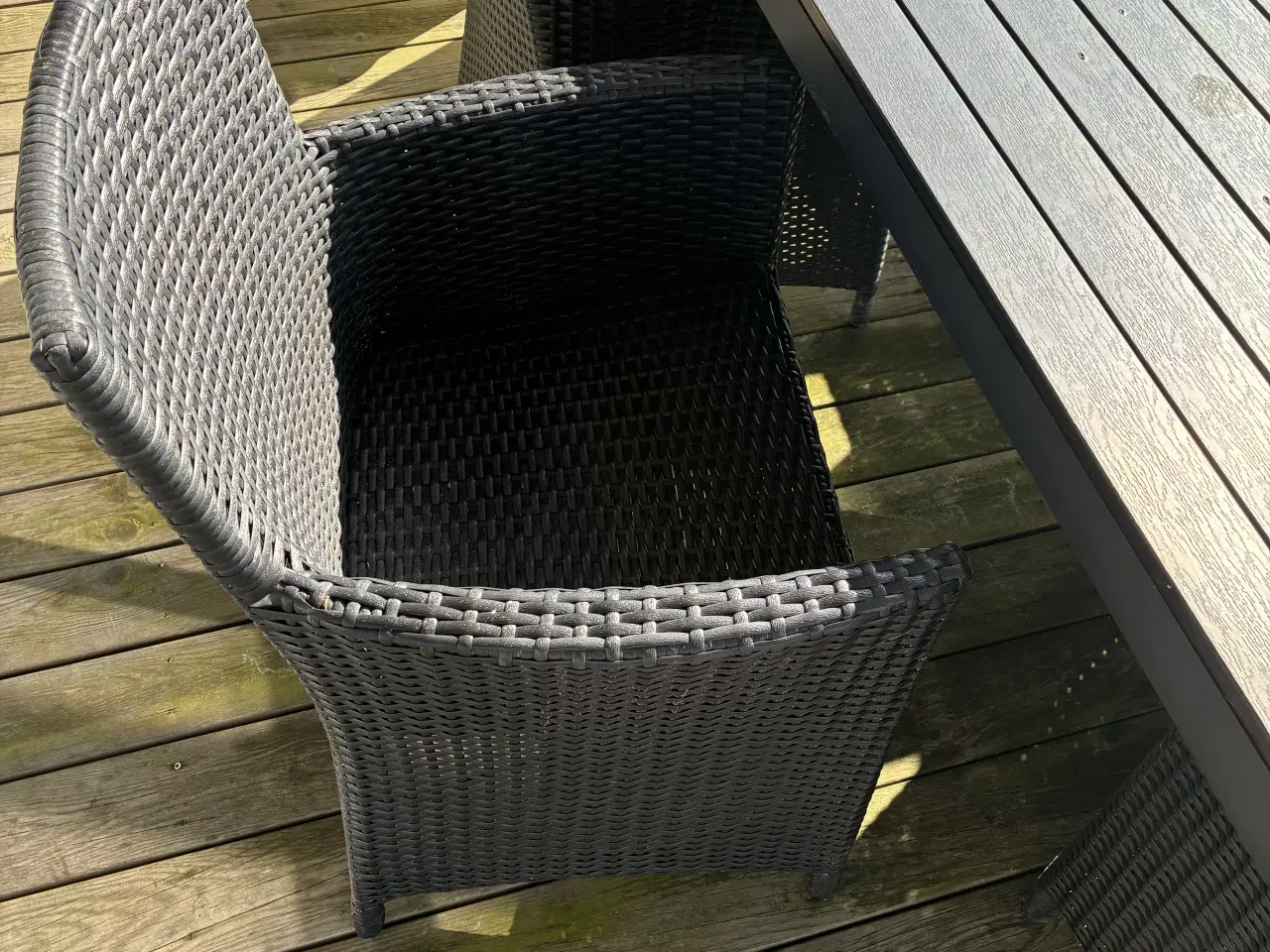 Billede 2 - Bord med 6 stole