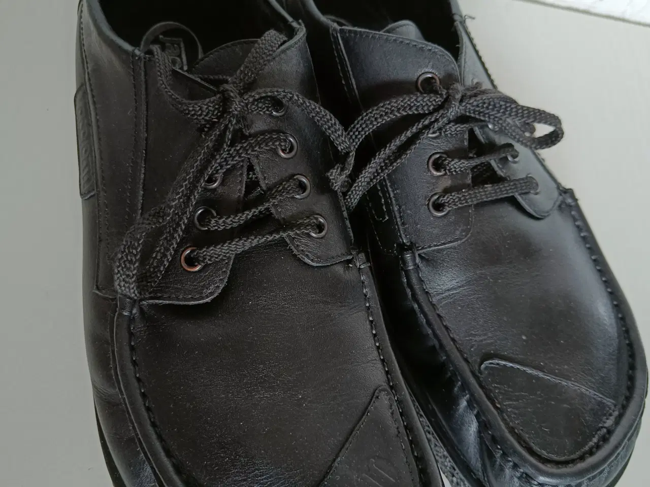 Billede 2 - Jaco sort læder sko 46str 
