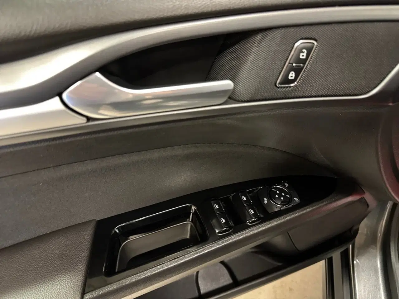 Billede 15 - Ford Mondeo 1,6 TDCi 115 Titanium stc.