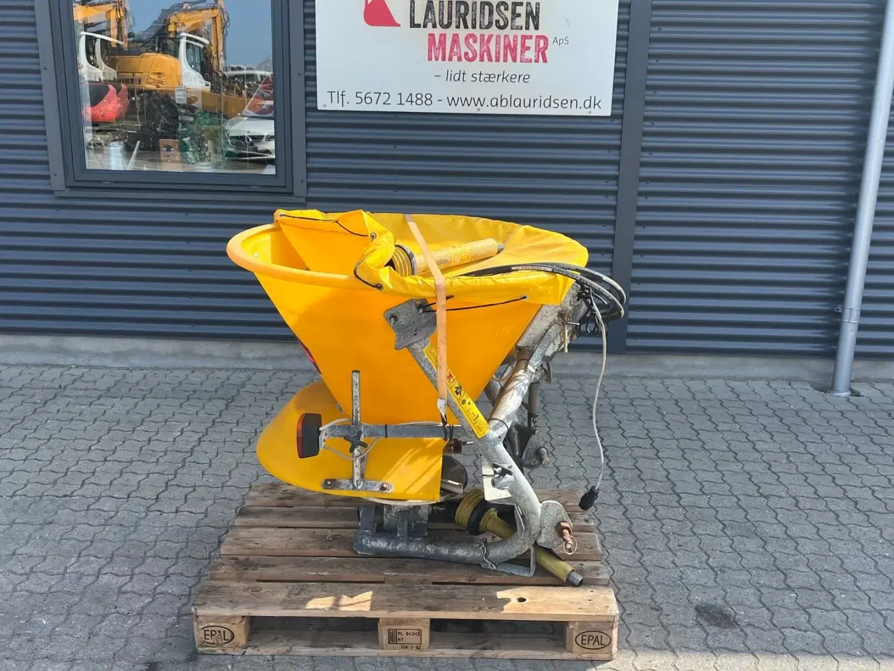 Billede 2 - Jar-Met n020 Saltspreder til lille traktor