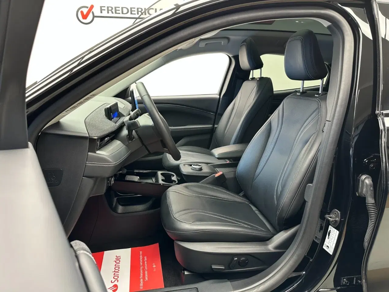 Billede 11 - Ford Mustang Mach-E 75 Premium Standard Range