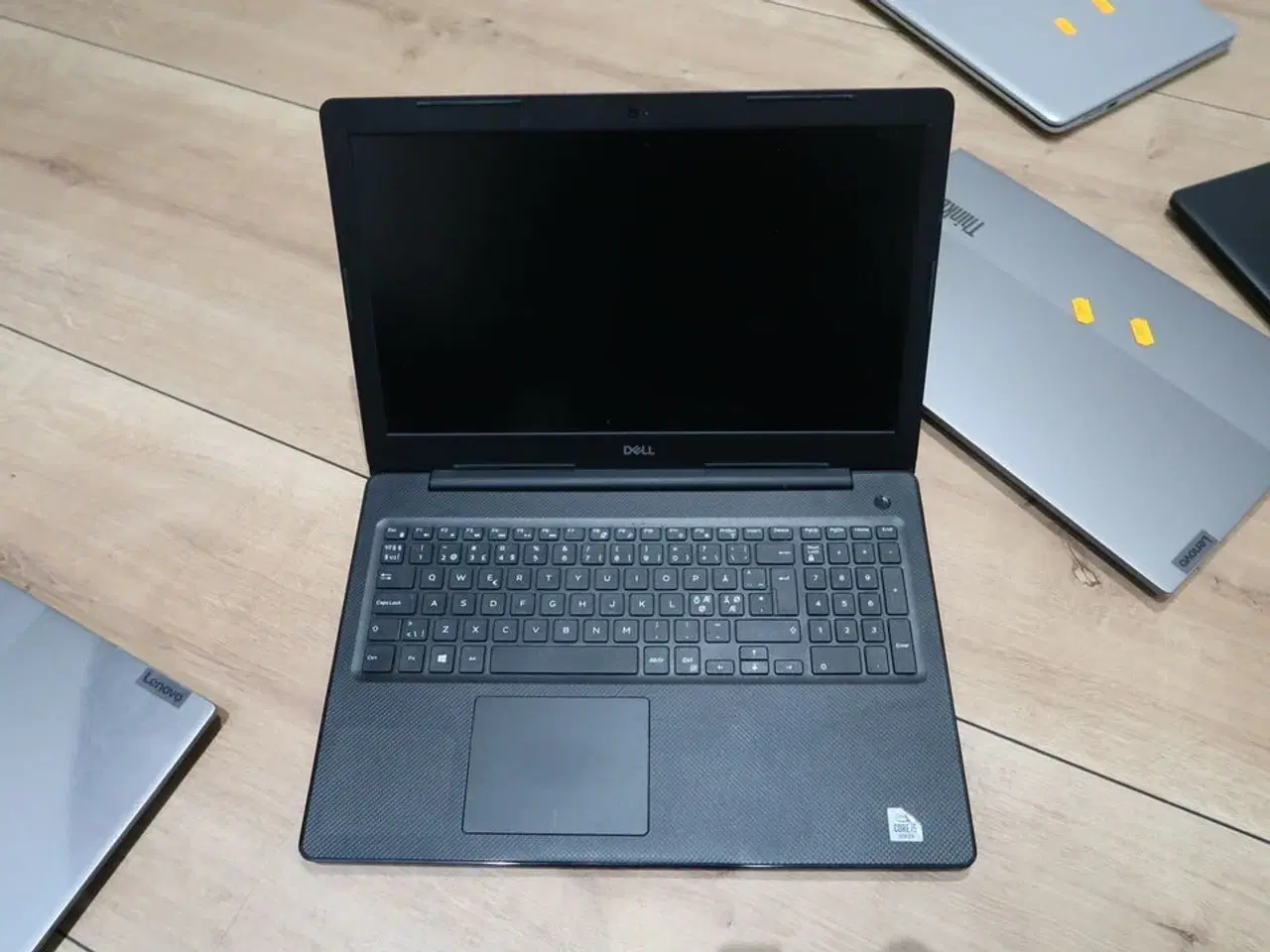 Billede 1 - Bærbarcomputer DELL Vostro 3590