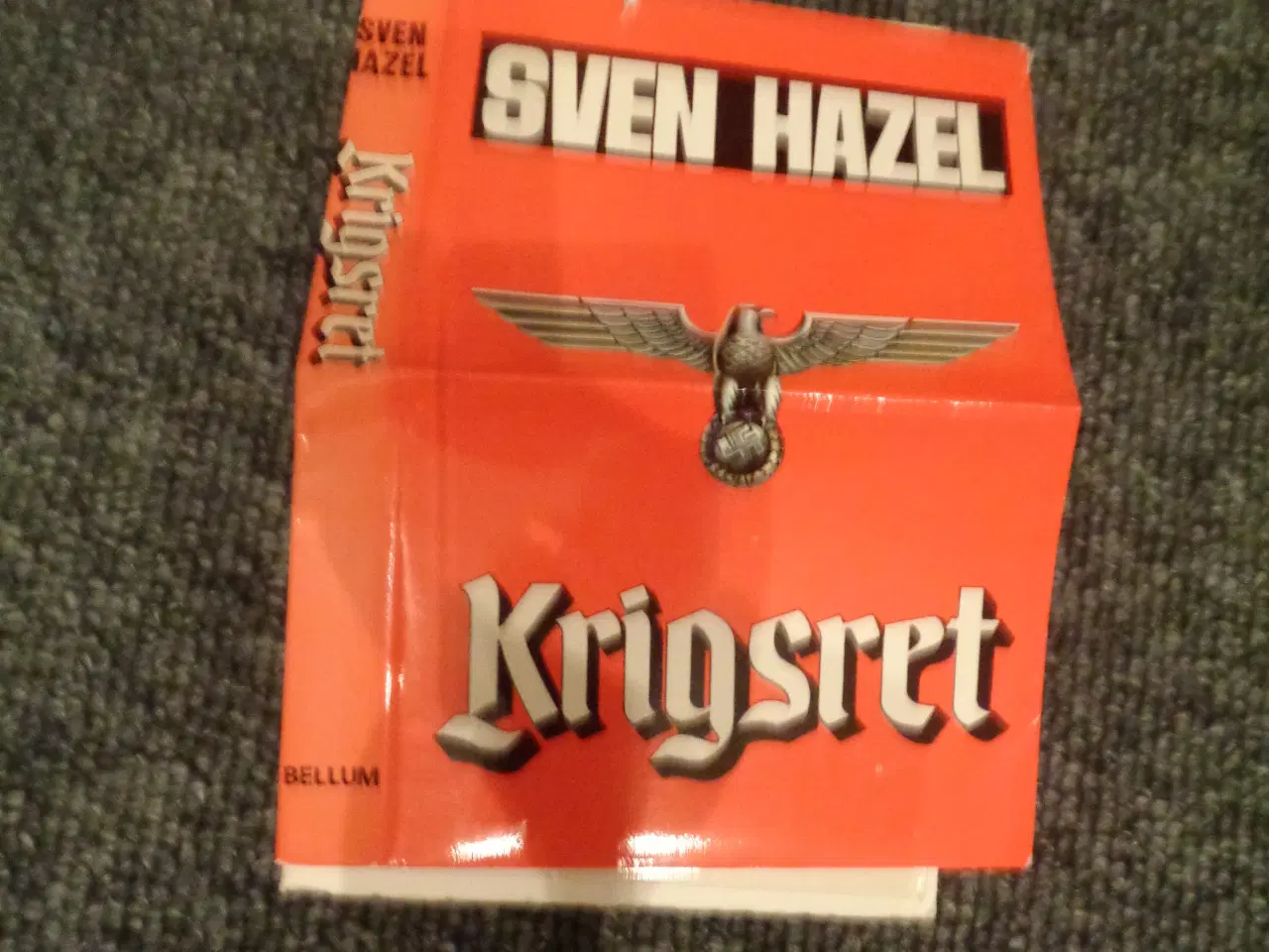 Billede 2 - Krigsret af Sven Hazels 