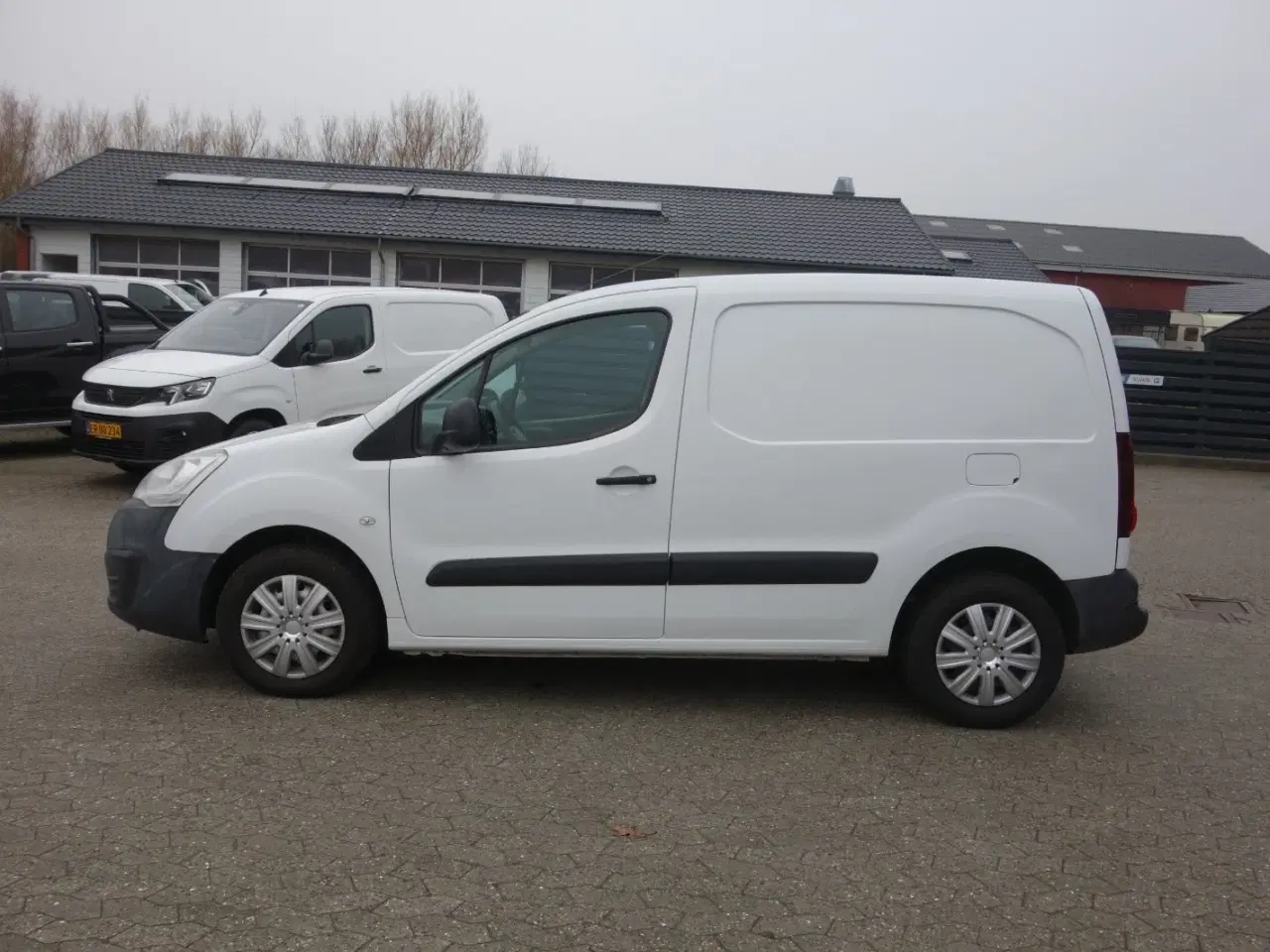 Billede 3 - Peugeot Partner 1,6 BlueHDi 100 L1 ESG Flex Van