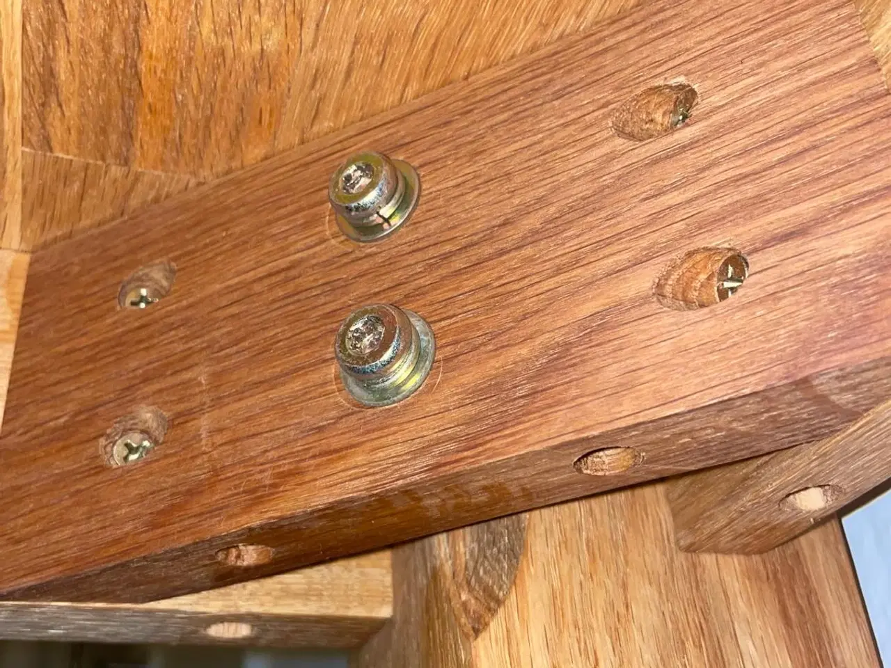 Billede 4 - ROYAL OAK Massivt træ bord