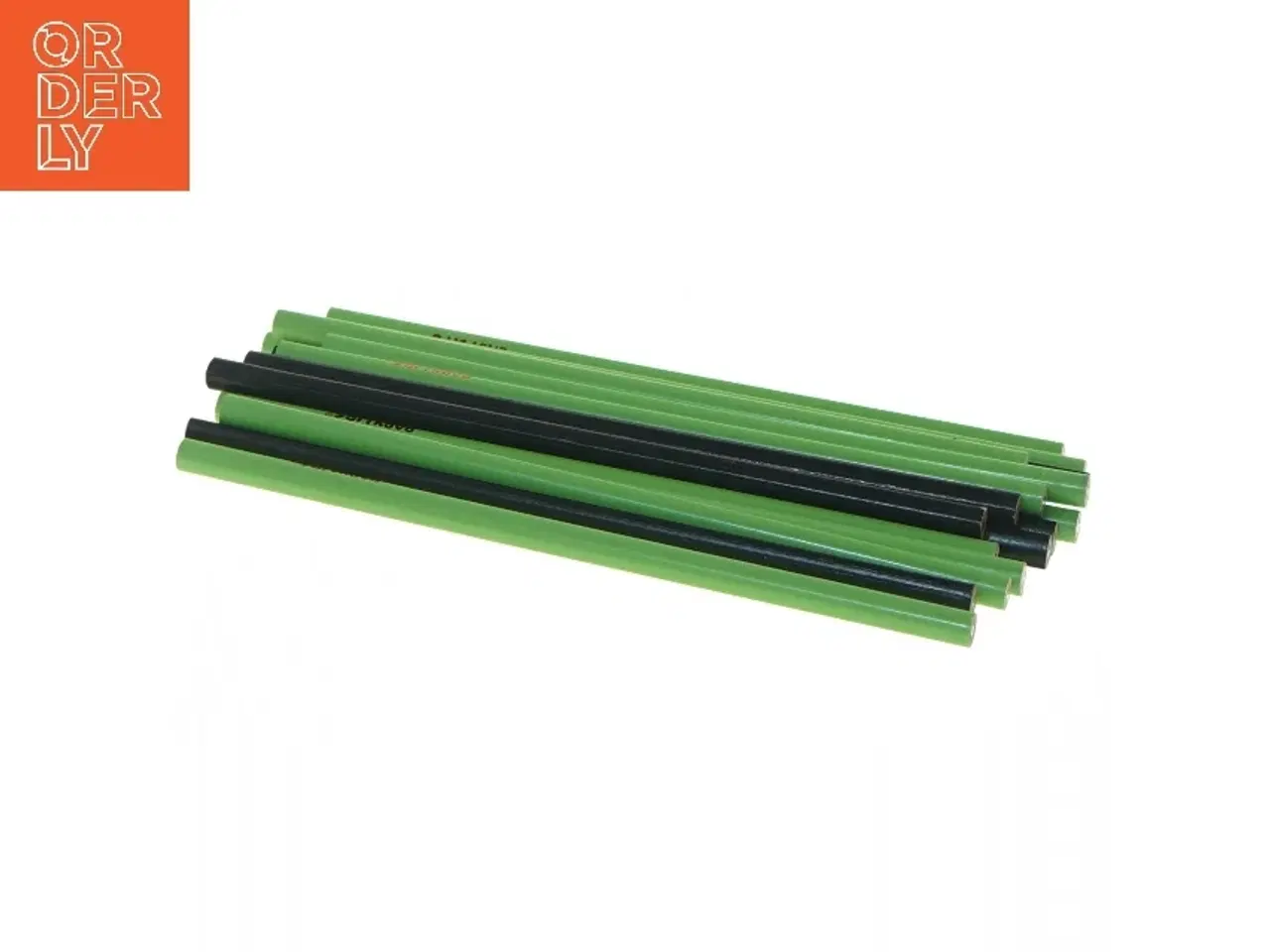 Billede 2 - Sæt af grønne og sorte blyanter  fra Babylips (str. 17,5 cm)