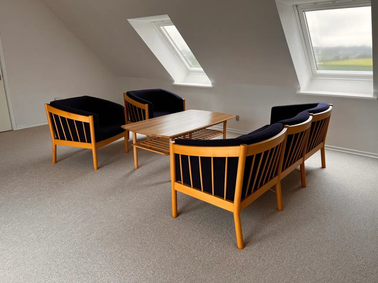 Billede 1 - Sofa og 2 stole
