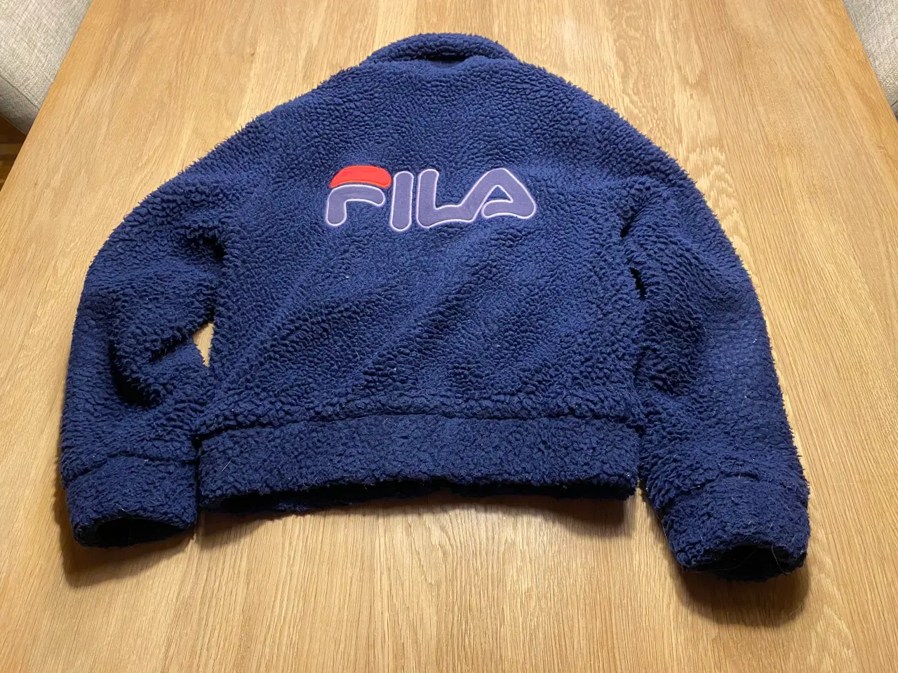 Billede 5 - Fila vamset jakke med for str. 134