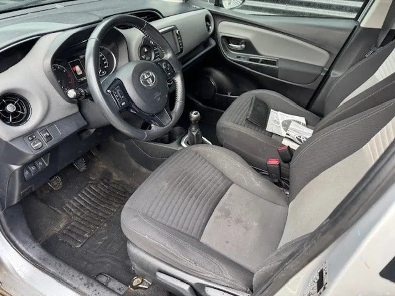 Billede 2 - Toyota Yaris 1,0 VVT-i T1 Style Van