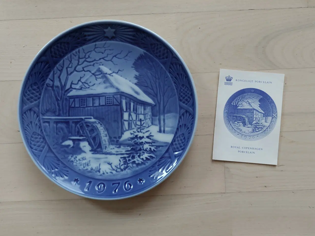 Billede 1 - Juleplatter, Royal Copenhagen 1. sortering