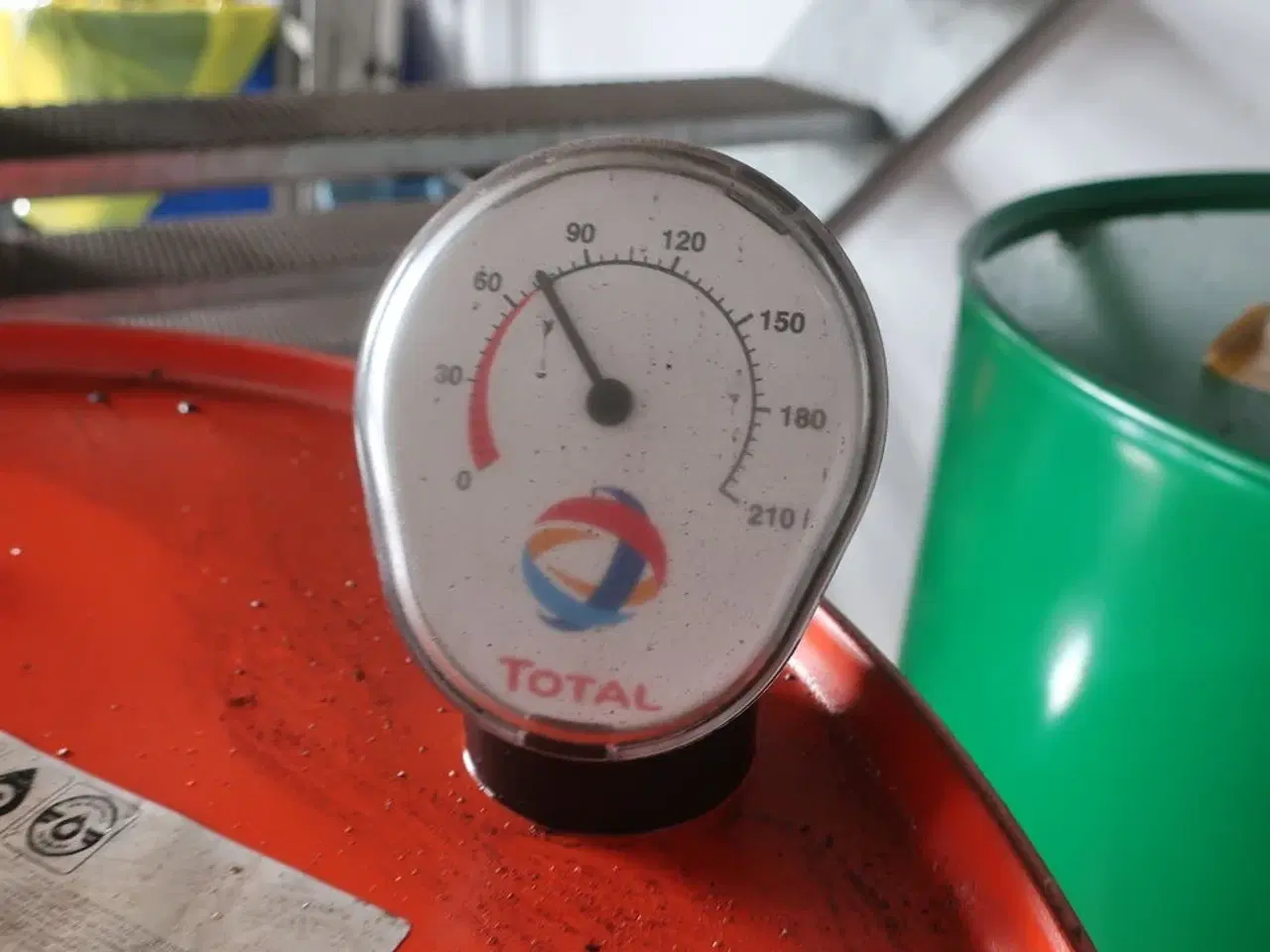 Billede 2 - Ca. 70 liter motorolie QUARTZ INEO MC3 5W30