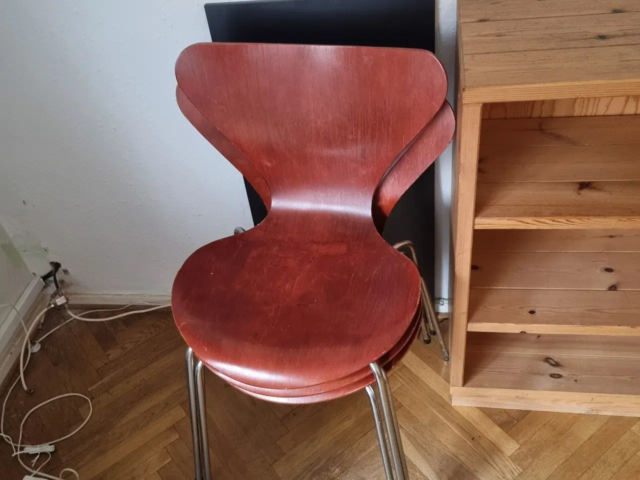 Billede 1 - Arne Jacobsen "syveren"stole