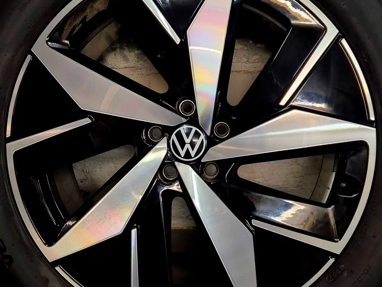 Billede 9 - VW ID.4 / ID.5 ORIGINAL ALUFÆLGE MED SOMMERDÆK