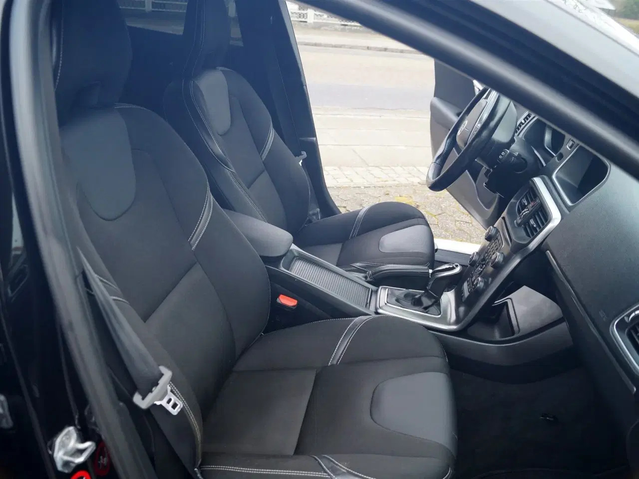 Billede 13 - Volvo V40 2,0 D3 Momentum 150HK 5d Aut.