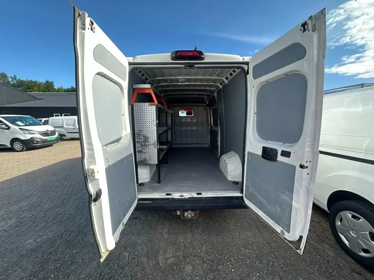 Billede 12 - Peugeot Boxer 335 2,2 BlueHDi 140 L3H2 Premium