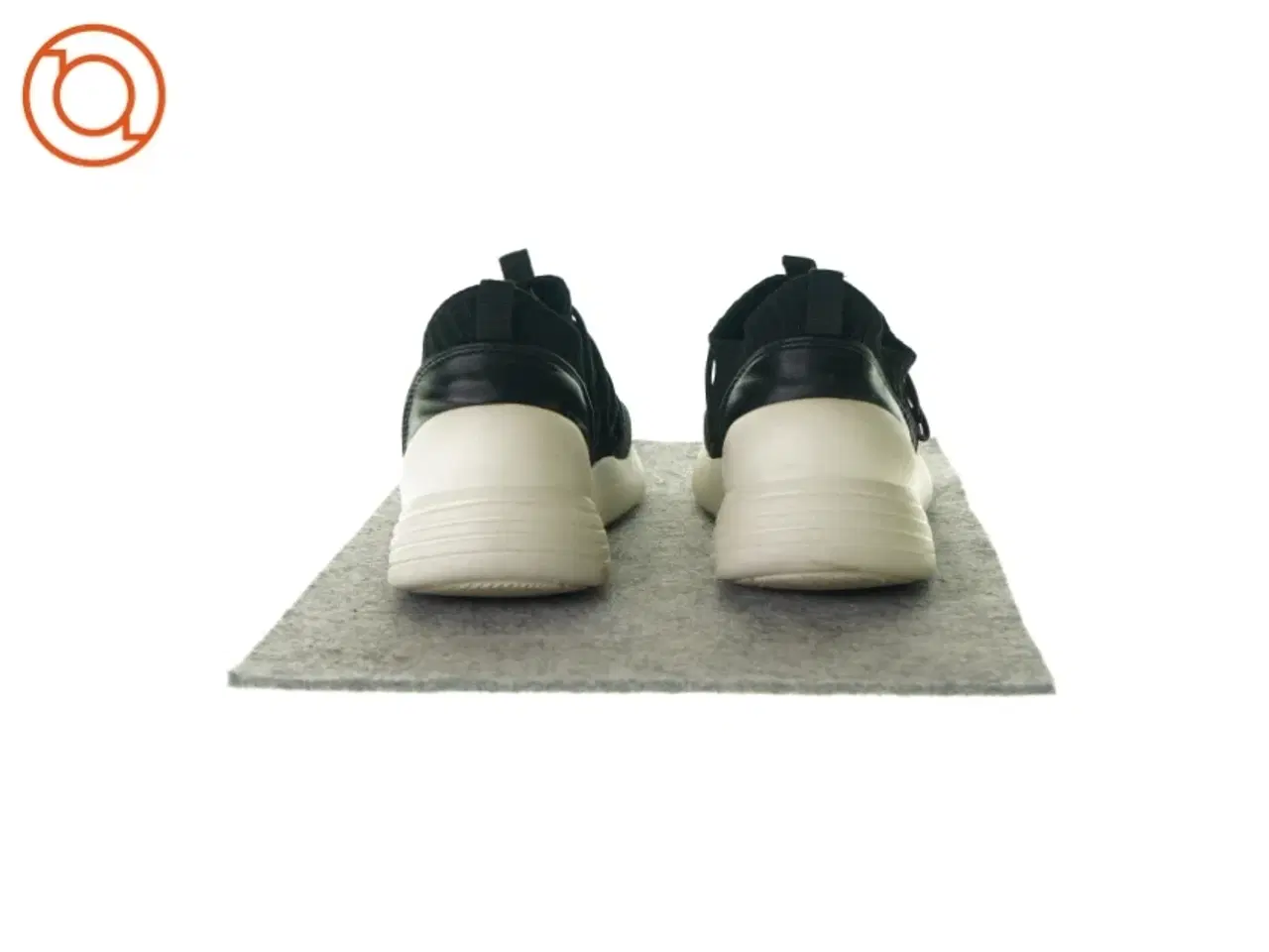 Billede 4 - Sneakers med elastik (Str. 37½)