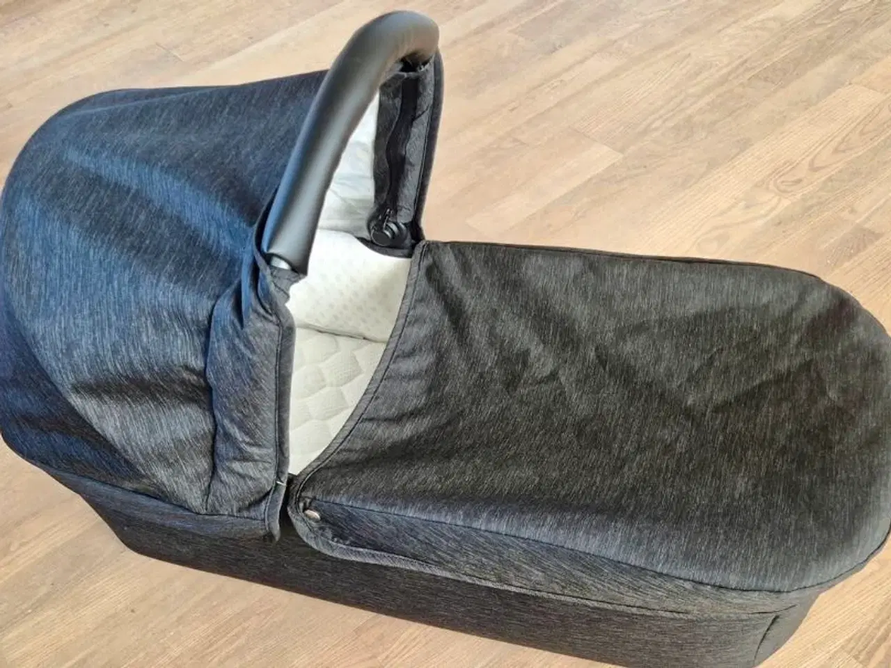 Billede 10 - Odder Vida Lux  Sort melange købt juli 2023 Med kø