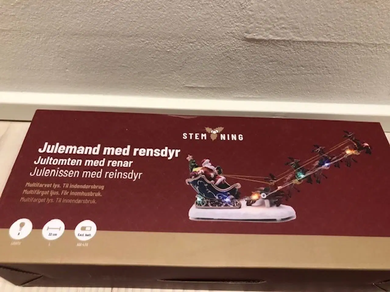 Billede 4 - Julemand med rensdyr - multifarvet lys