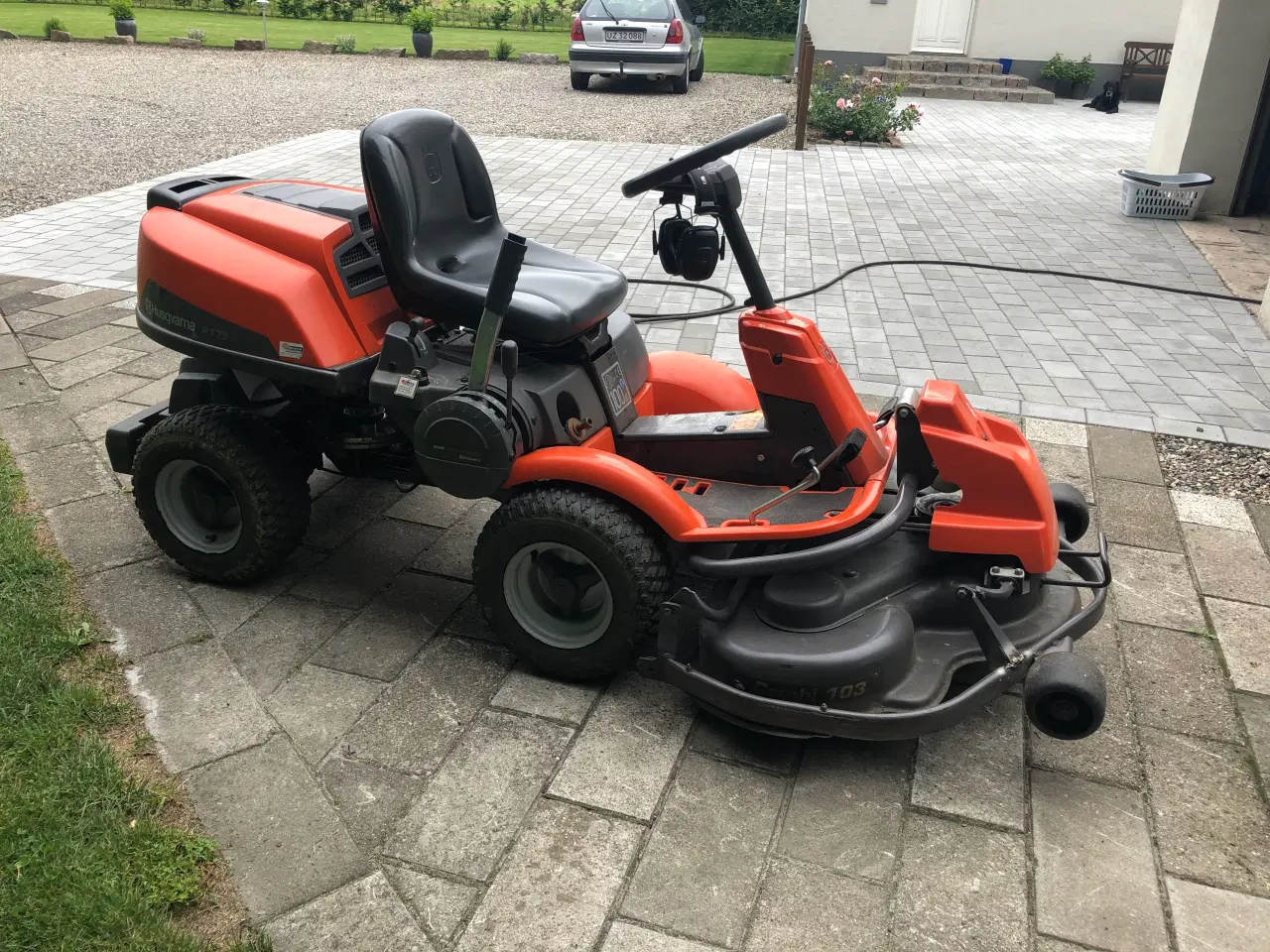 Billede 2 - Husqvarna R 175