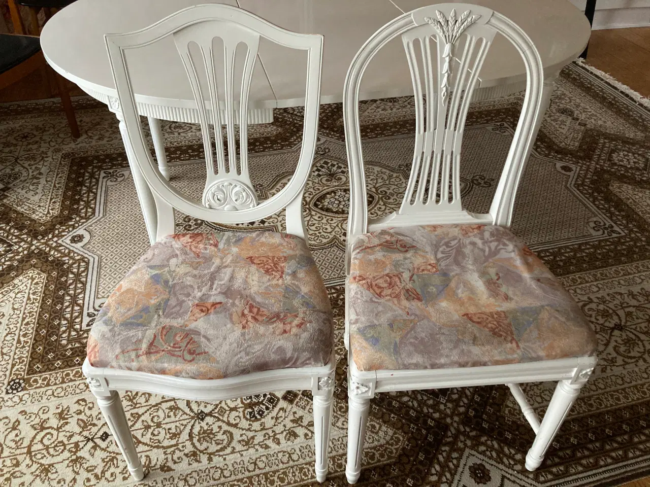 Billede 5 - Spisebord med 9 stole