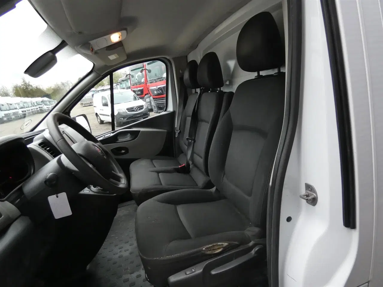 Billede 9 - Renault Trafic T29 L2H1 1,6 DCI 120HK Van 6g