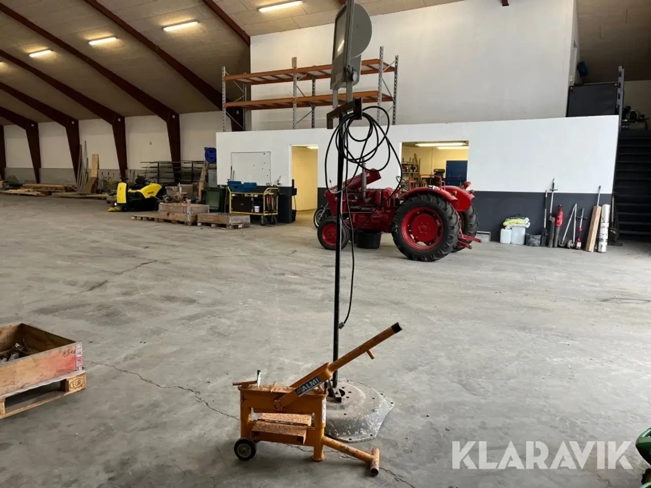 Billede 2 - Fliseklipper og arbejdslys