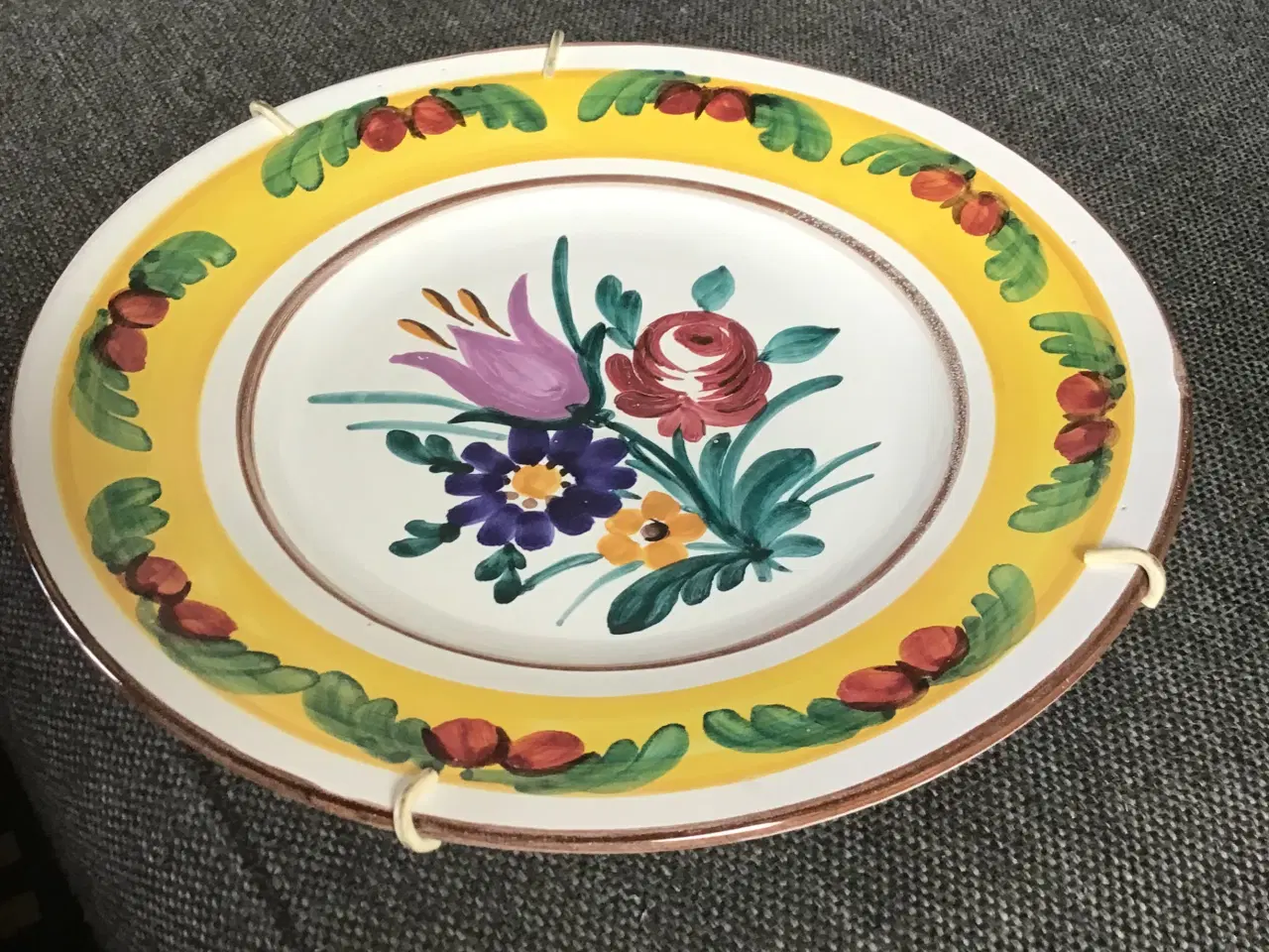 Billede 7 - Keramik fad og skålfra Juelsminde