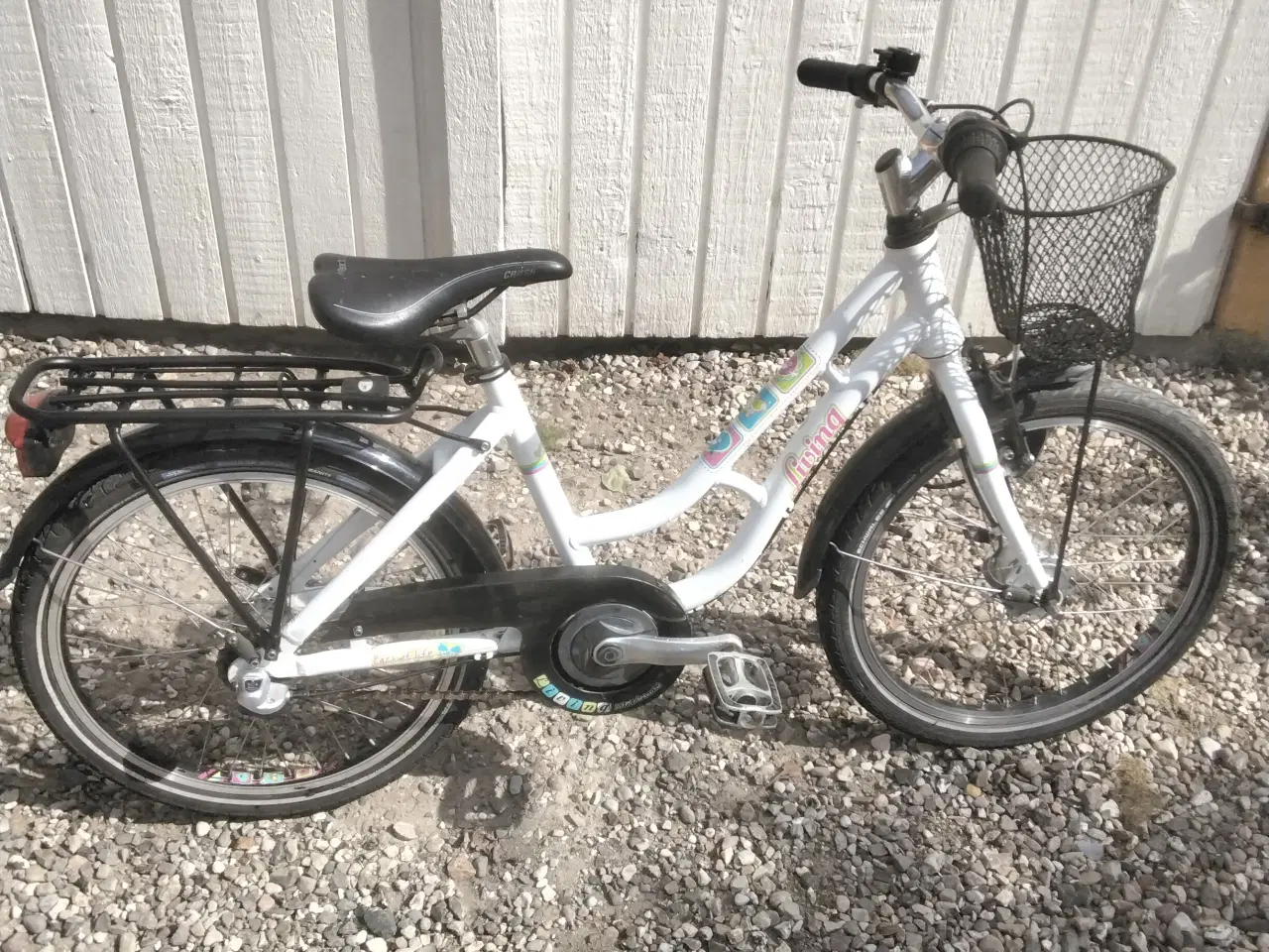 Billede 1 - Living 20" pigecykel I pæn køreklar stand med kurv