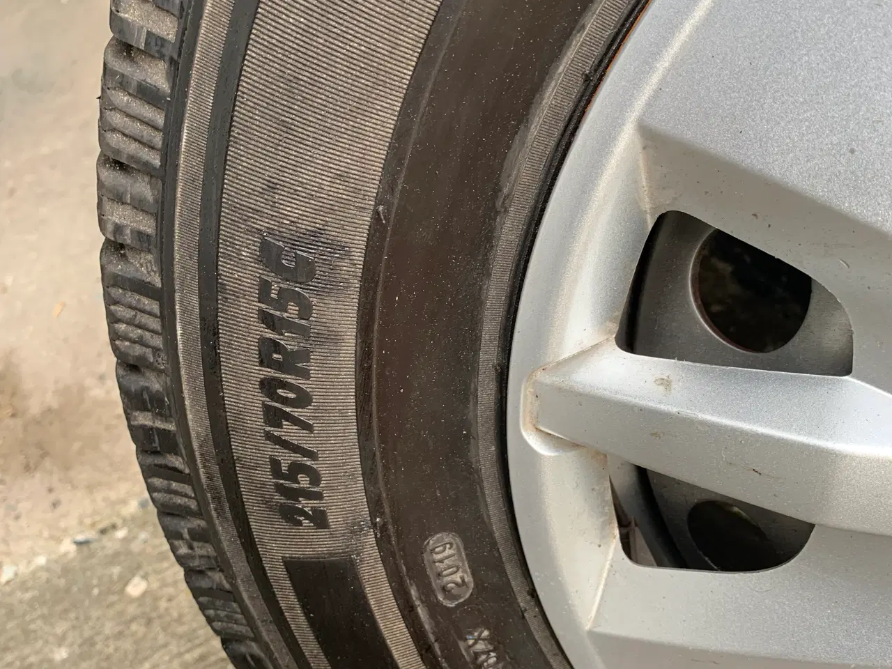 Billede 5 - Vinterhjulsæt Michelin 215/70R15