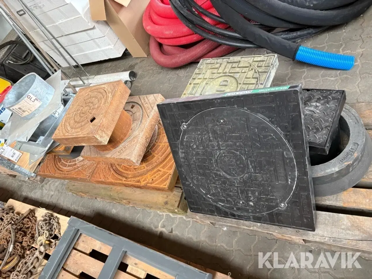 Billede 2 - Brønddæksler og rammer – støbejern & plast (Jesmig / NID m.fl.)