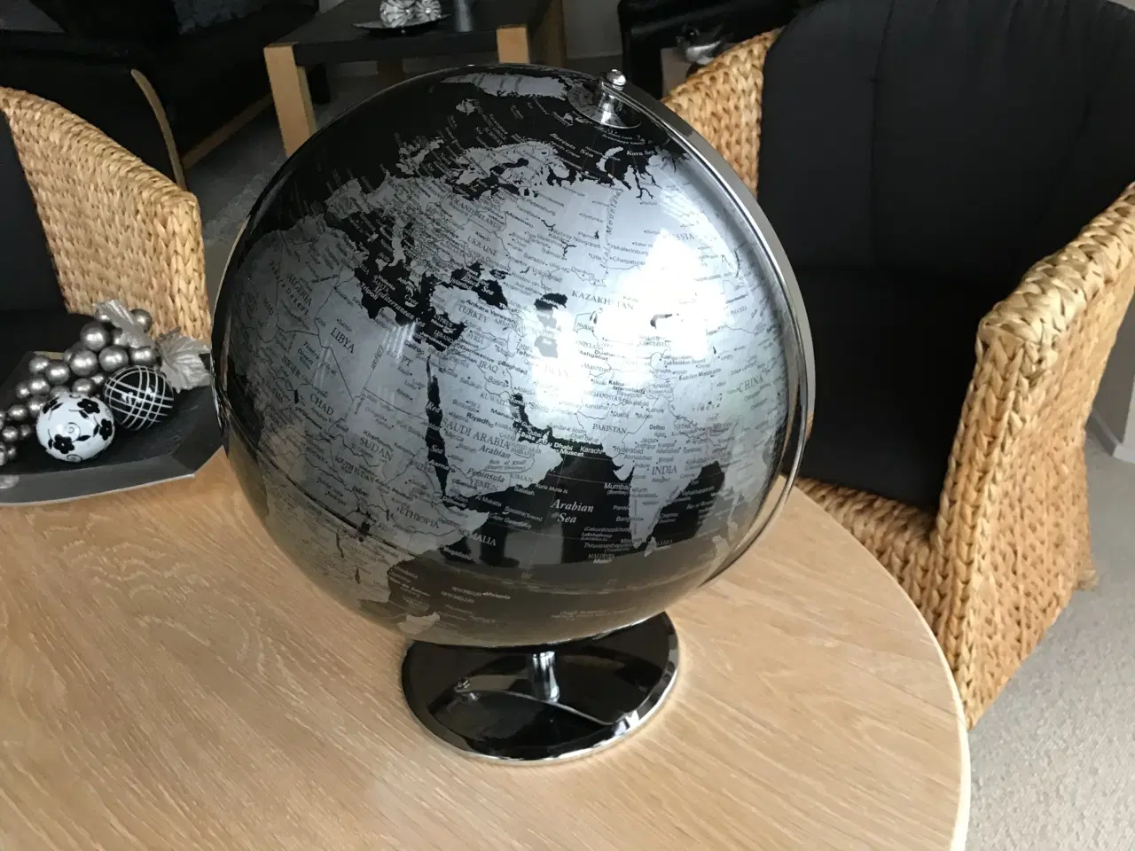 Billede 6 - GLOBUS SORT/SØLV