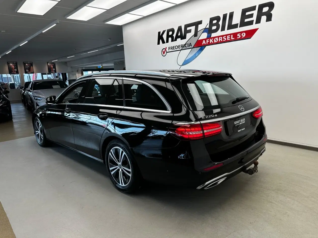Billede 3 - Mercedes E220 d 2,0 Avantgarde stc. aut.