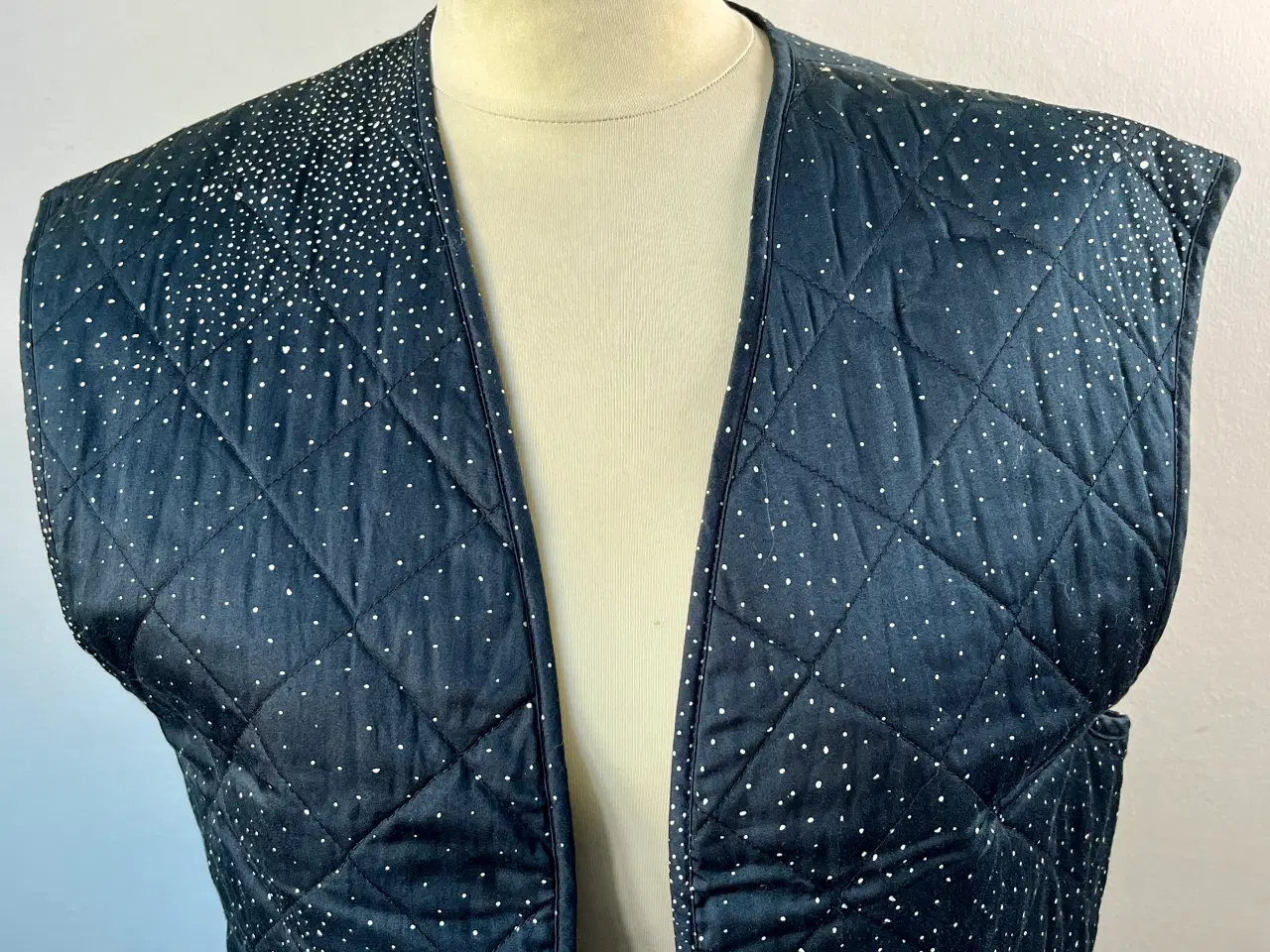 Billede 2 - Marimekko, vest, str. M