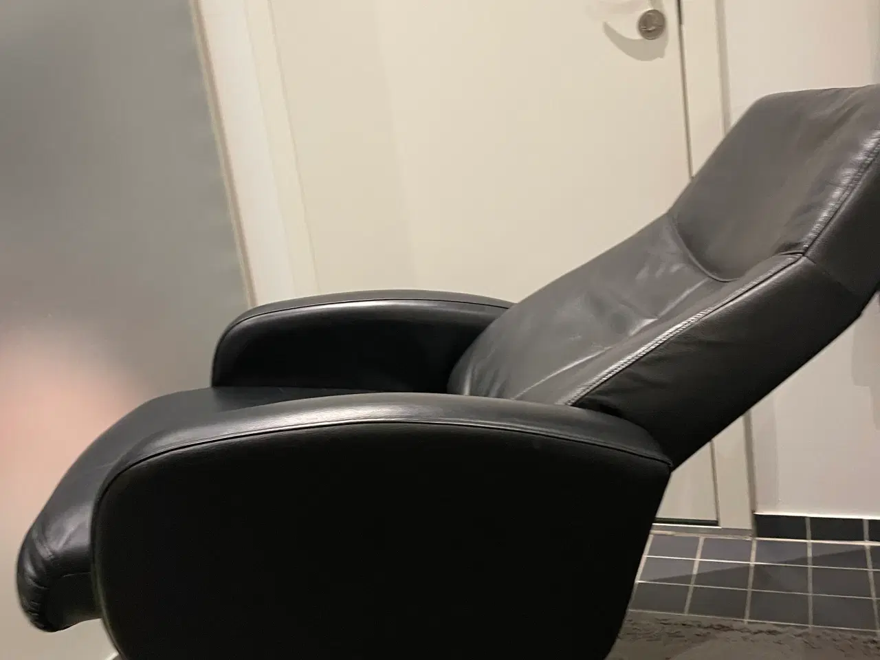 Billede 4 - Lænestol Hjort Knudsen sort læder justerbar ryglæn