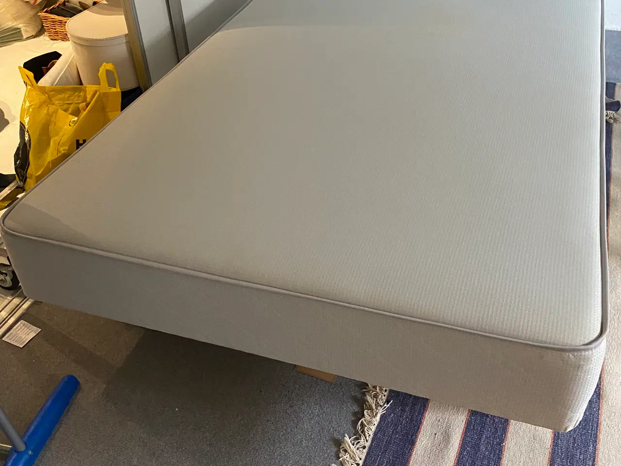 Billede 1 - Boxmadras fra IKEA