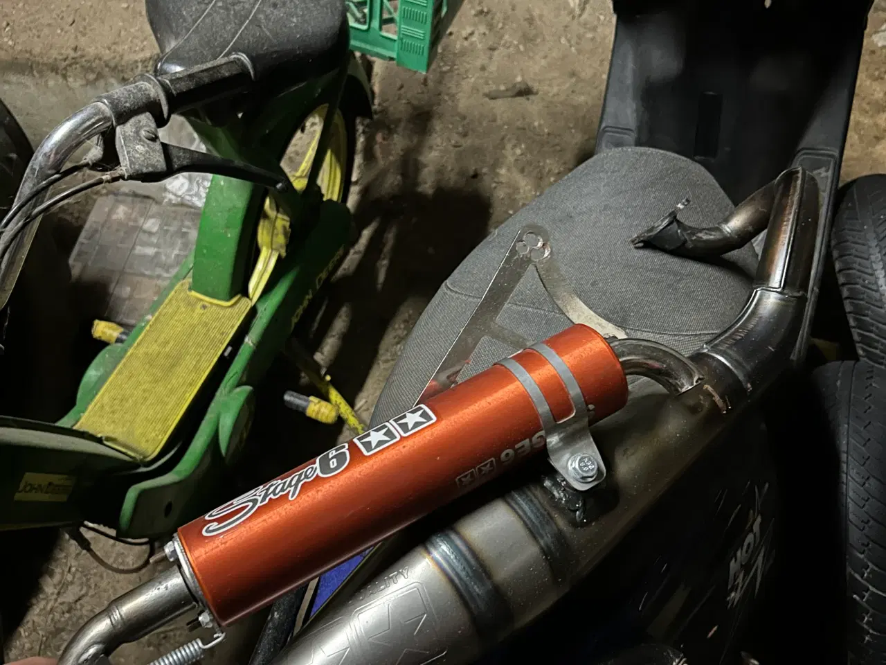 Billede 1 - Stage6 udstødning