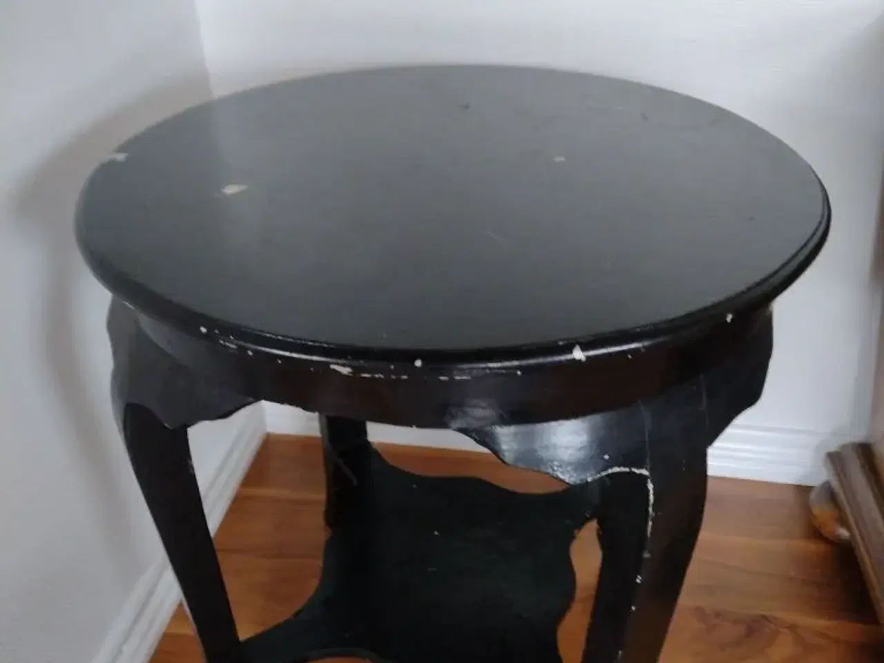 Billede 2 - Rund sort bord