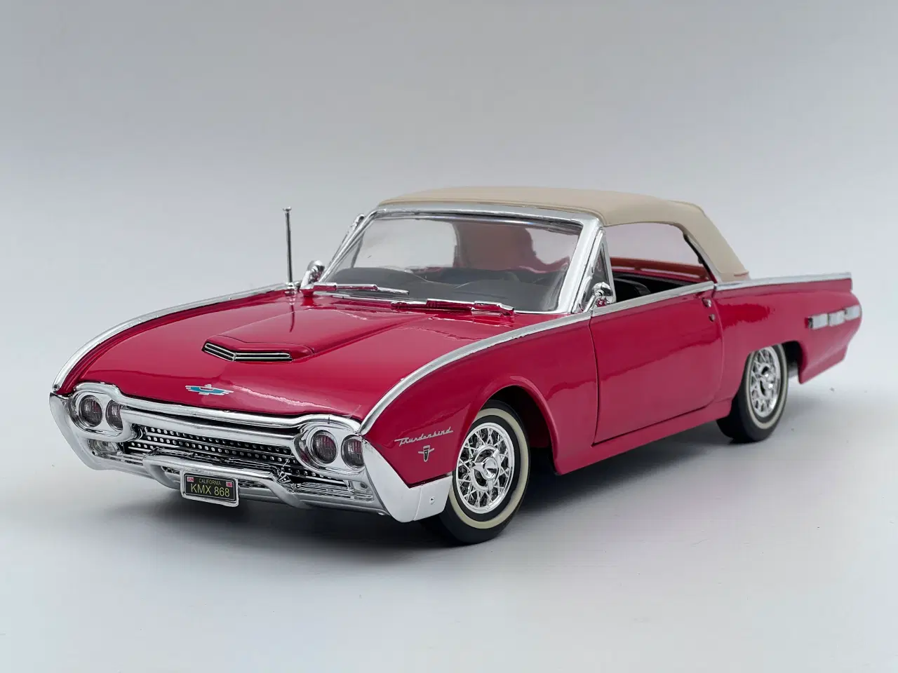 Billede 2 - 1962 Ford Thunderbird Sports Roadster 1:18 