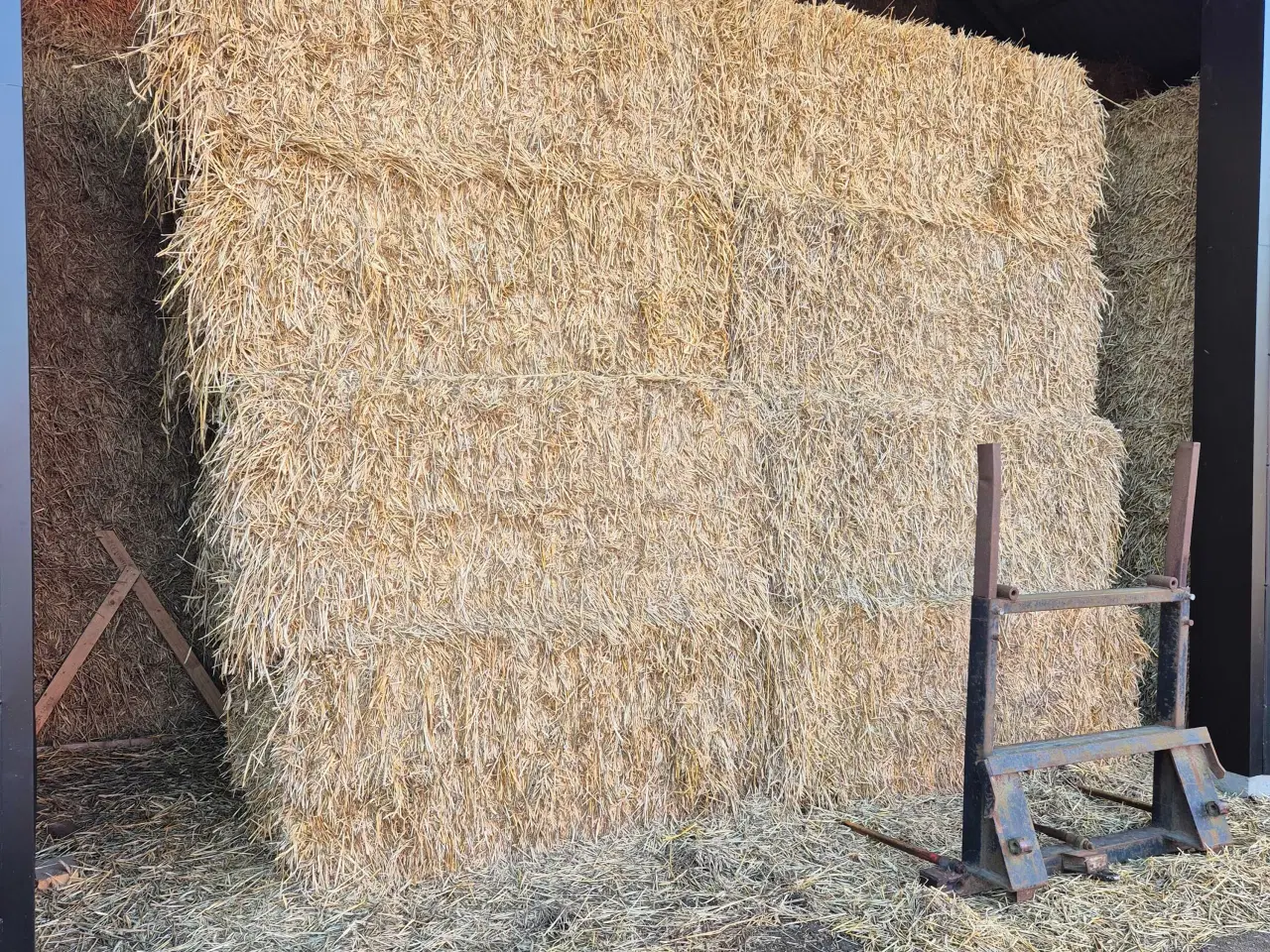 Billede 1 - Halm sælges