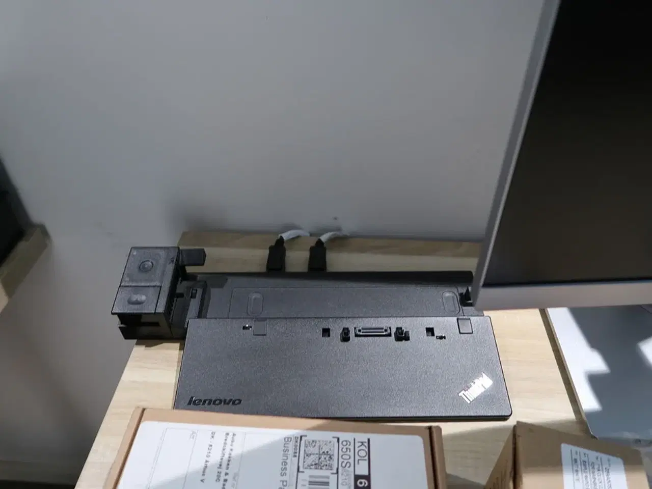 Billede 3 - 2 stk. computerskærme HP E234i med dockingstation